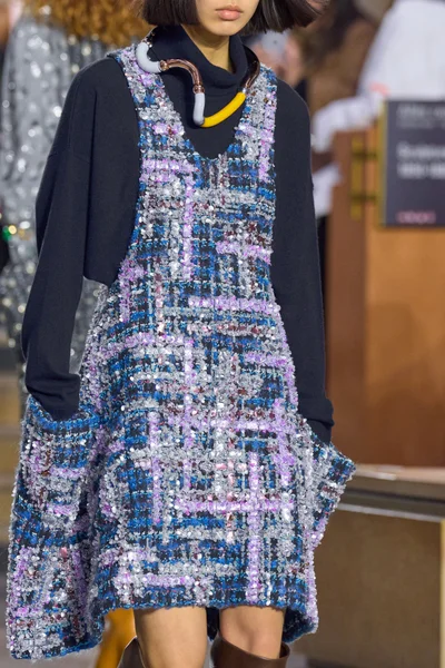 Look 39